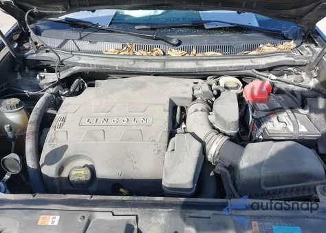 2013 Lincoln Mkt Limo/Hearse z USA, uszkodzony, nr VIN 2LJMJ5LK3DBL50877